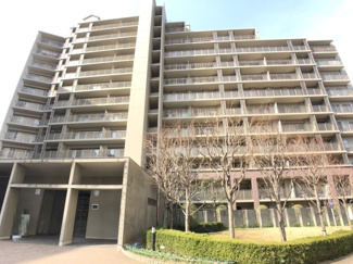 【外観】 | 北花田庭園都市・グランアヴェニューウエストプレイス | 【システムキッチン新調】対面式を採用したキッチンですので、リビングで寛ぐご家族をいつも感じられます！