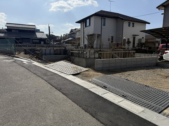 今宿東３丁目　３棟の外観