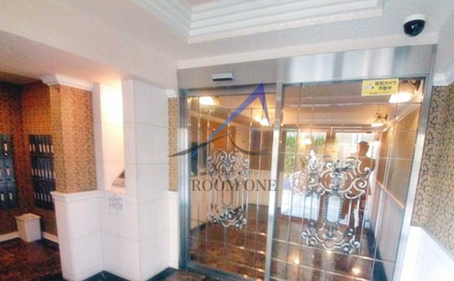 ＡＺＥＳＴ日暮里のエントランス|エントランスです。