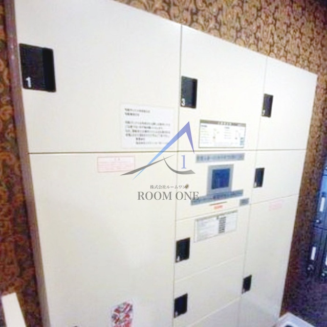 ＡＺＥＳＴ日暮里のその他共用部分|宅配ボックスです。