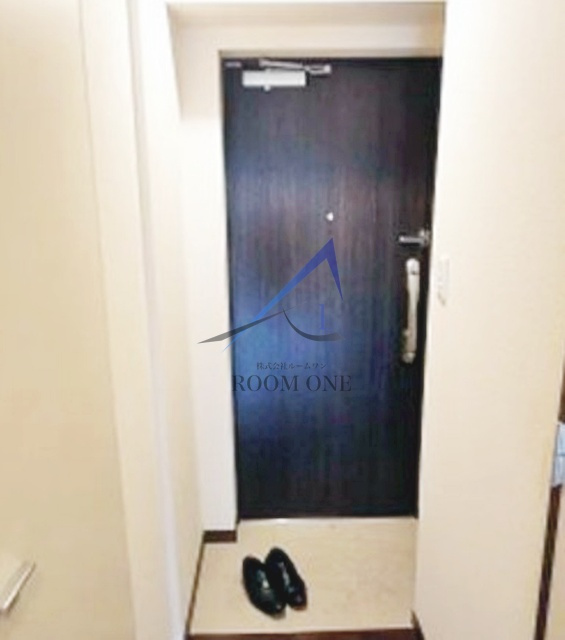 ＡＺＥＳＴ日暮里の玄関|玄関です。