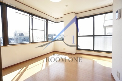 ケイ･エスコーポの居間・リビング|洋室のお部屋です。