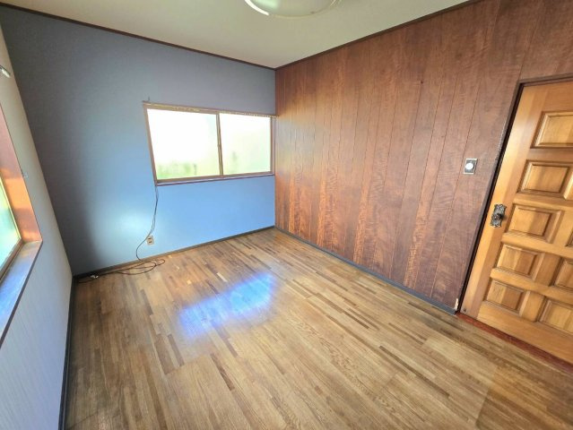 浜野三丁目事務所付き戸建ての内装|過ごしやすい室内です