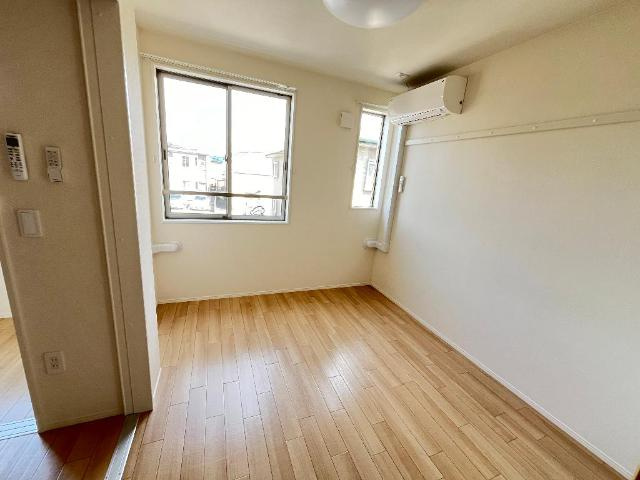 フィールドアップ雅の内装|洋室（イメージ）