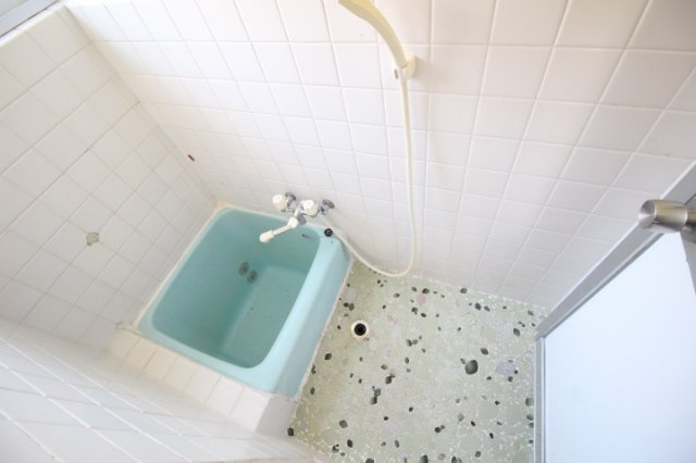 五海貸家の浴室|日々の暮らしに欠かせないお風呂です