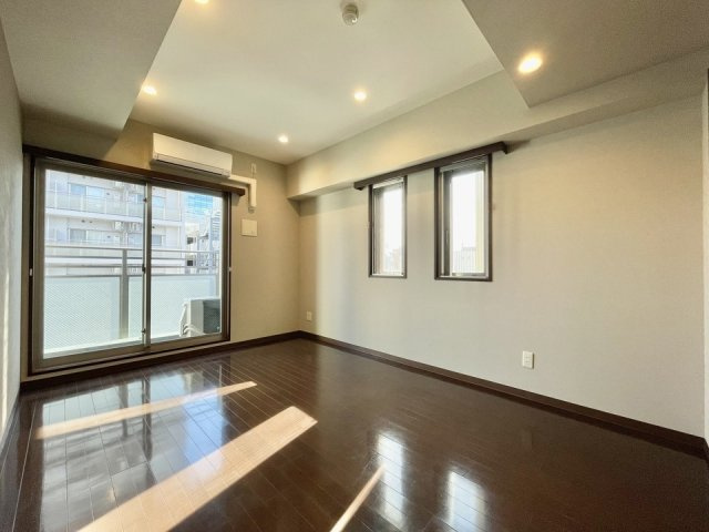 GRANDEシエナ本町の洋室