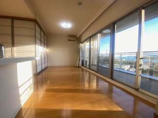 ネバーランド朝霧の居間・リビング