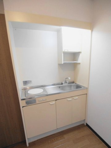 セントラルリバー西原のキッチン|※別部屋のお写真です※