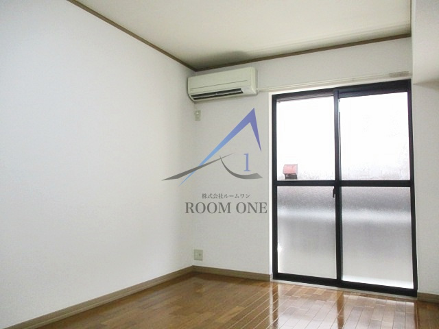 ファミール白金台の居間・リビング|洋室のお部屋です。