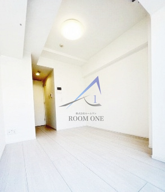 B CITY APARTMENT SHINAGAWA WESTの居間・リビング|洋室のお部屋です。