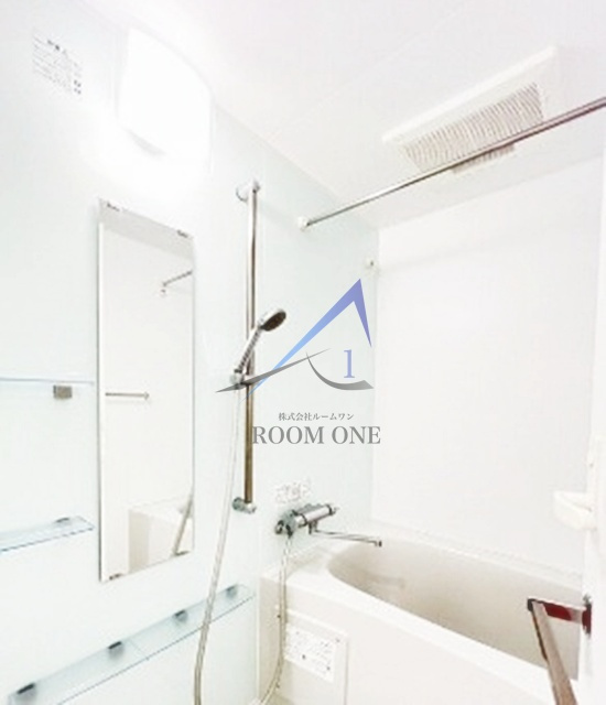 B CITY APARTMENT SHINAGAWA WESTの浴室|お風呂です。