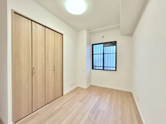 【洋室】 | ライオンズマンション小田急相模原第3 | 洋室5.3帖フローリング