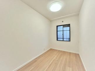 【洋室】 | ライオンズマンション小田急相模原第3 | 洋室4.1帖フローリング