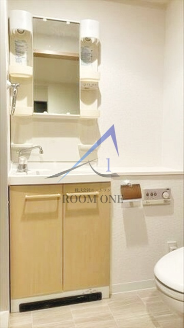 ソル・レヴェンテ浅草橋の洗面所|洗面台です。