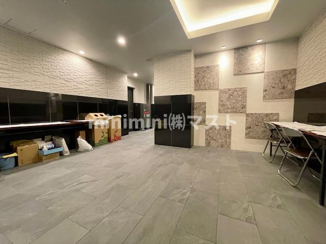 エスリードレジデンス　ザ・グラン梅田イーストのロビー