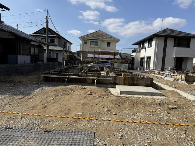 今宿東３丁目　３棟の外観