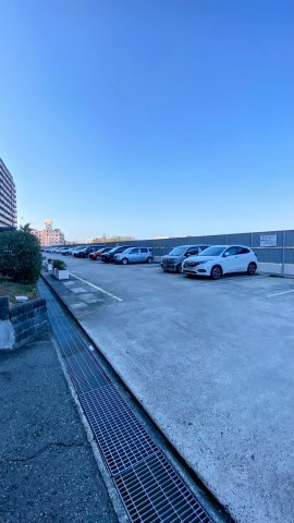 朝日プラザＣＩＴＹウエストヒル神戸Ｂ棟の駐車場