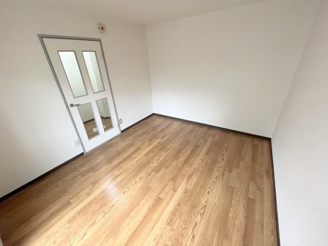 シャルマンハイツ生駒の居間・リビング