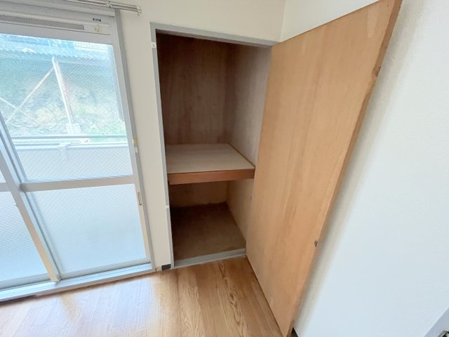 シャルマンハイツ生駒の収納