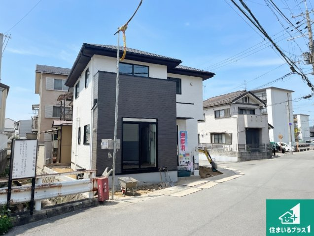 京都市伏見区醍醐下山口町　第1期　新築一戸建ての外観|周辺は落ち着いた街並みの住宅地！子育てがしやすい住環境です！まだ未完成ですが、現地でしかわからない事もございます。是非一度ご覧ください。