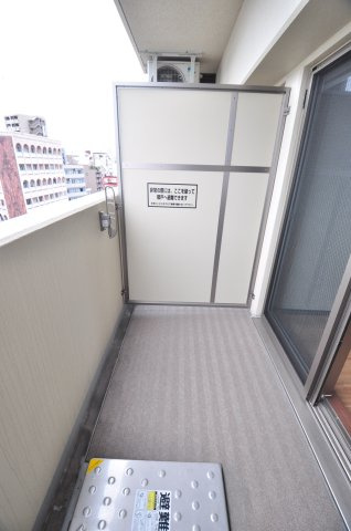 大阪市都島区片町１丁目の賃貸マンションのバルコニー