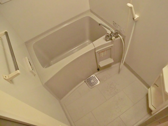 ファミール　Ｂ棟の浴室|綺麗なバスルーム♪