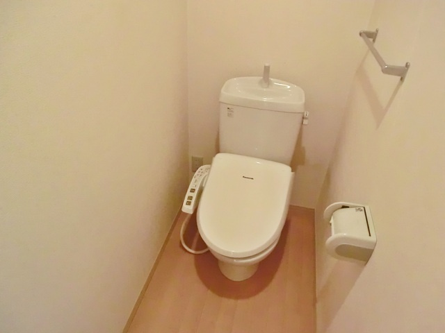 ファミール　Ｂ棟のトイレ|ウォシュレット付きのトイレ♪