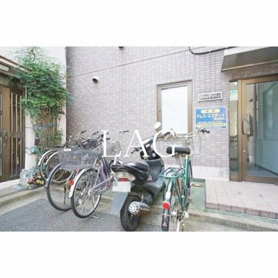 【その他共用部分】 | ジャルディーノ | 駐輪場です。