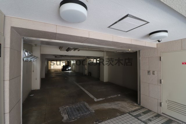 アーバンプラザの駐車場