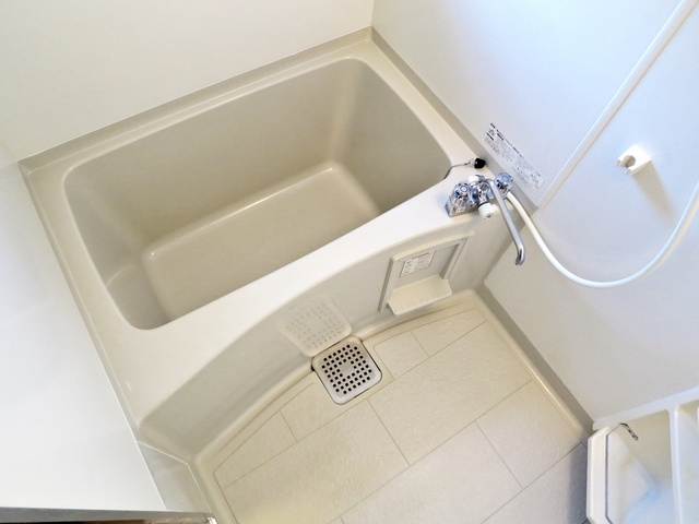 リブェールの浴室|居室とダイニングスペースを分けたい方にオススメです。