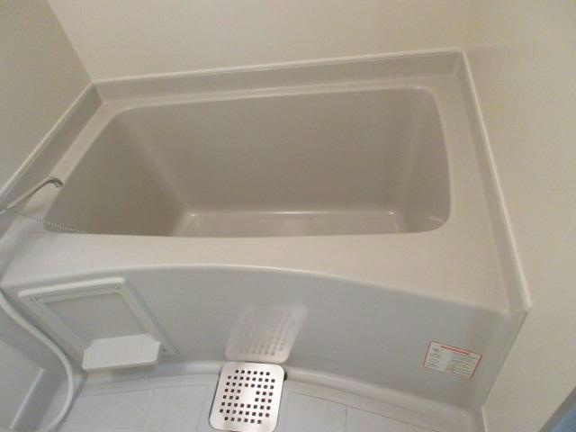 NC西3･4マンションの浴室