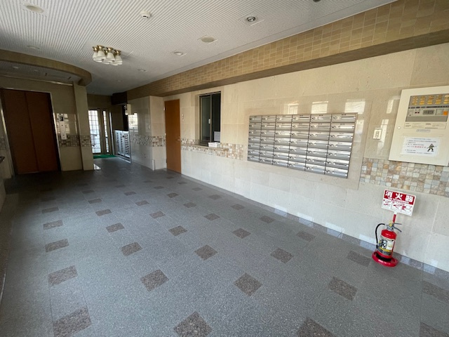 【エントランス】 | オークランド下曽根駅前（B-8）