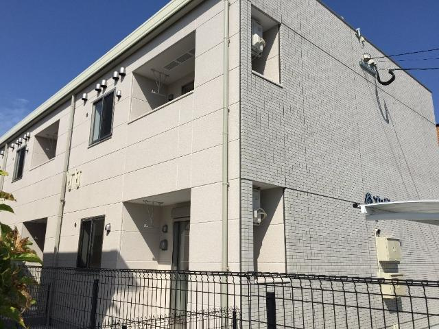 福岡市東区若宮４丁目のアパートの外観