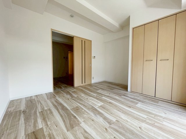 アイファースト清荒神の居間・リビング|ゆったりとした居間です