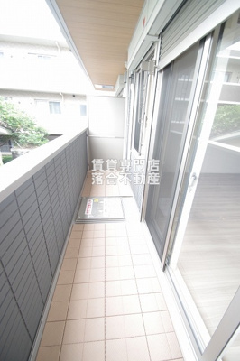 【バルコニー】 | ドムスクレスト淵野辺 | 南西向きの明るいバルコニー◎