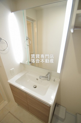 【独立洗面台】 | ドムスクレスト淵野辺 | 使いやすい独立洗面台