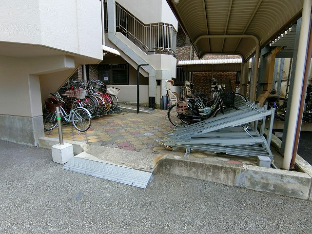 【その他共用部分】 | レジェンダリー小松