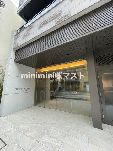 ルフォンプログレ南森町のエントランス