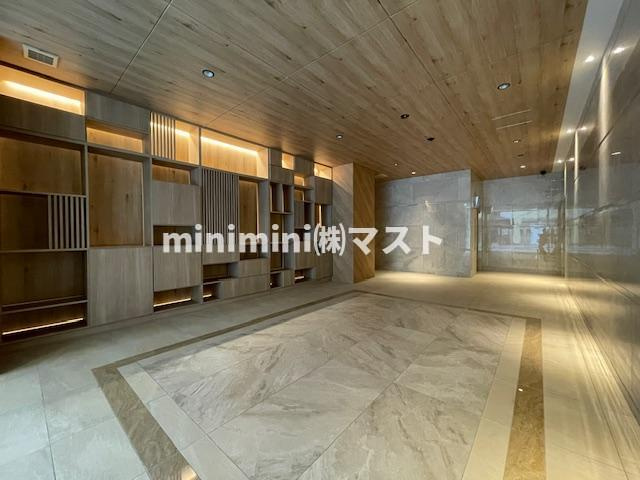 ルフォンプログレ南森町のロビー