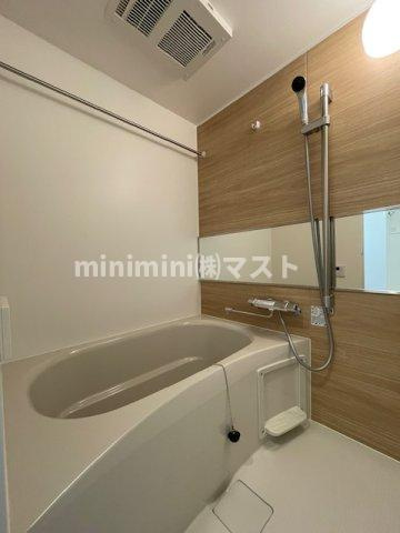 ルフォンプログレ南森町の浴室