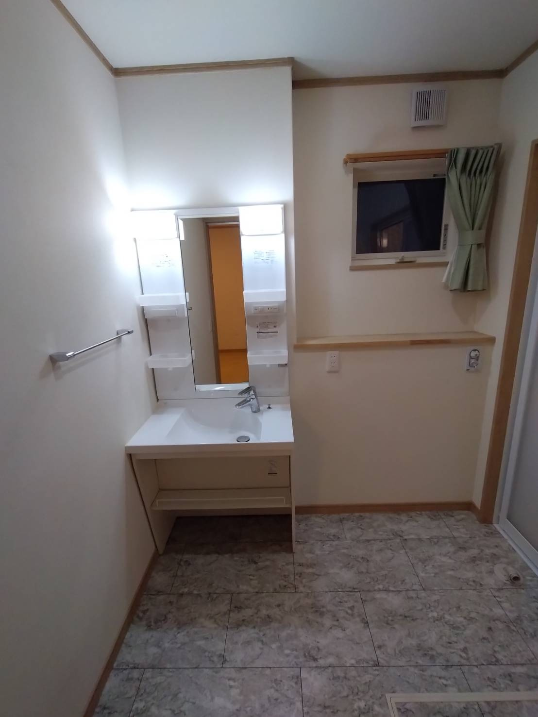 共進町戸建２の洗面所