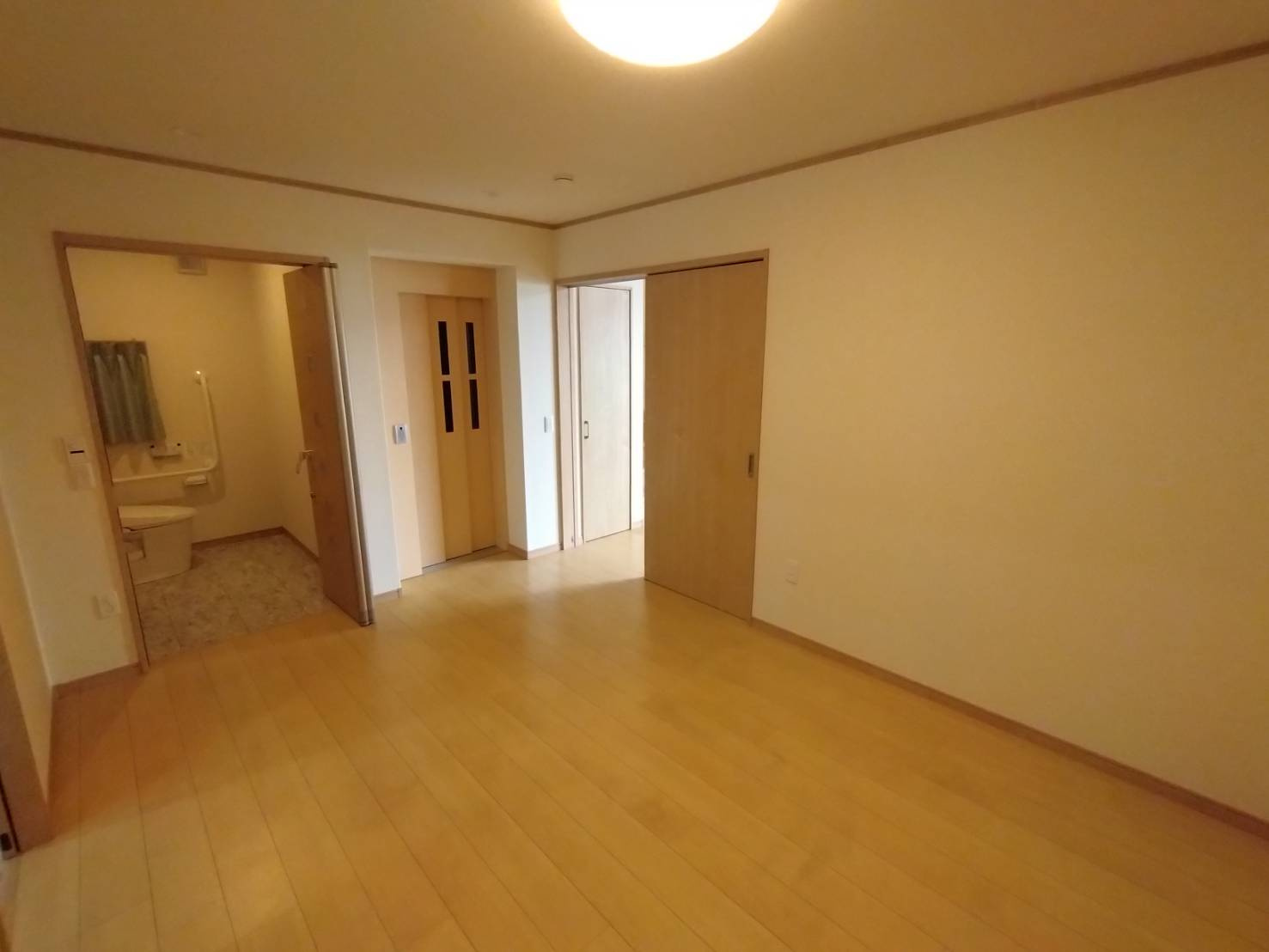 共進町戸建２の洋室