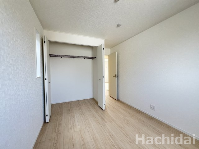 高浜市向山町第6　新築分譲住宅＜2号棟＞の収納|北側5.7帖洋室
