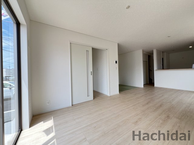 高浜市向山町第6　新築分譲住宅＜3号棟＞の居間・リビング