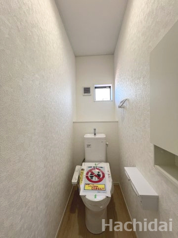 高浜市向山町第6　新築分譲住宅＜3号棟＞のトイレ