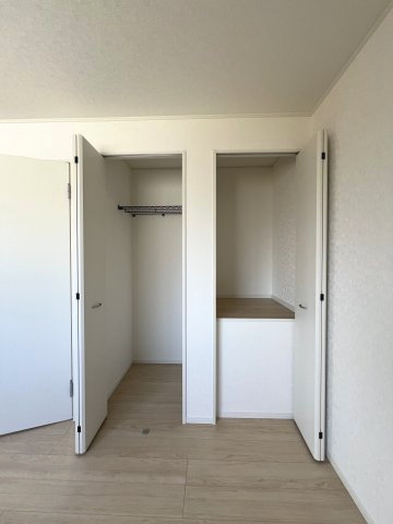 高浜市向山町第6　新築分譲住宅＜3号棟＞の収納|北8.2帖洋室クローゼット