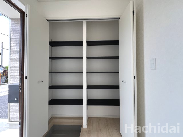 高浜市向山町第6　新築分譲住宅＜3号棟＞の収納|シューズボックス