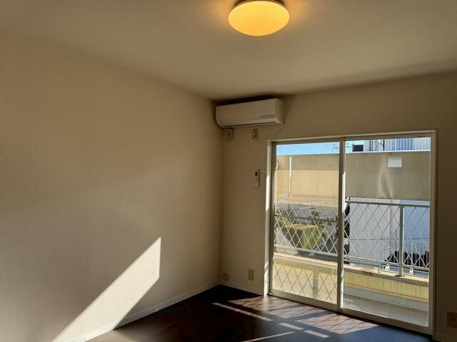 モンシャトー天神町の居間・リビング