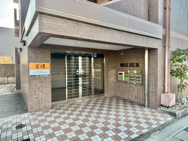 AMA　TERRACE　KAMAE（アーマテラスカマエ）のエントランス