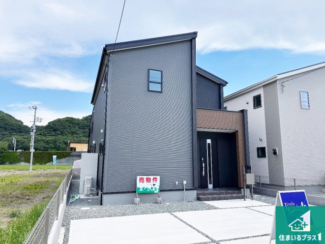 赤穂市南野中　第6期　新築一戸建ての外観|安心の10年保証！外観を美しく保ち、雨水で汚れを落とします！気になることがありましたら、お気軽にお問い合わせください！